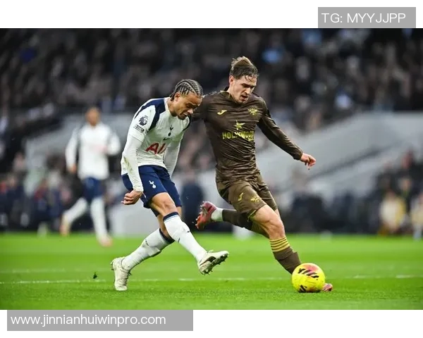 热刺关注布伦特福德23岁边锋沙德身价高达3000万欧元 热刺关注布伦特福德23岁边锋沙德身价高达3000万欧元